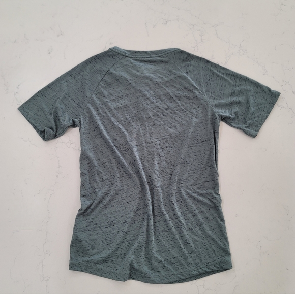 Hurley Club Slub Henley Short Sleeve T-Shirt Youth Size Large - Picture 6 of 9